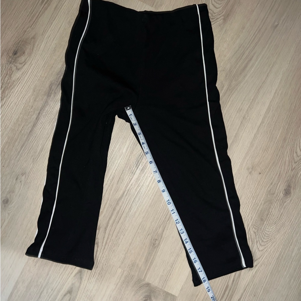ASOS DESIGN Ribbed Capri Pants with Contrast Piping Size S NWT - Picture 3 of 9